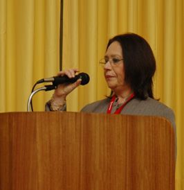 La Dra. Juanita Jaque, Presidenta de la Asociación Chilena para Estudios del Dolor, durante la inauguración de estas Jornadas de Capacitación.